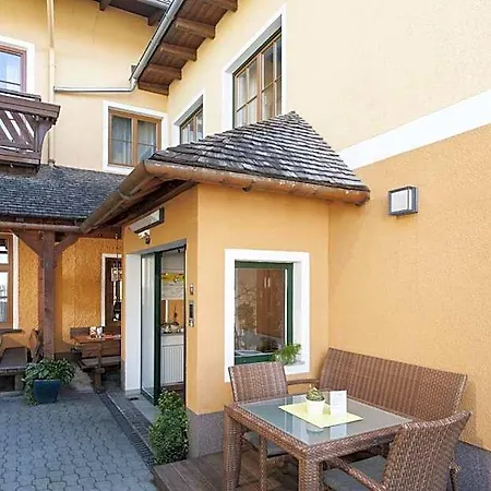 Hotel-gasthof Beim Böckhiasl Hotel 3*