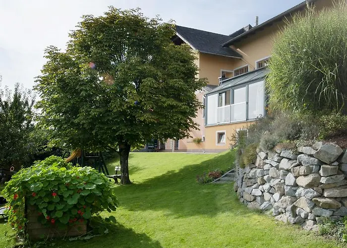 Hotel-gasthof Beim Boeckhiasl Neukirchen an der Vöckla