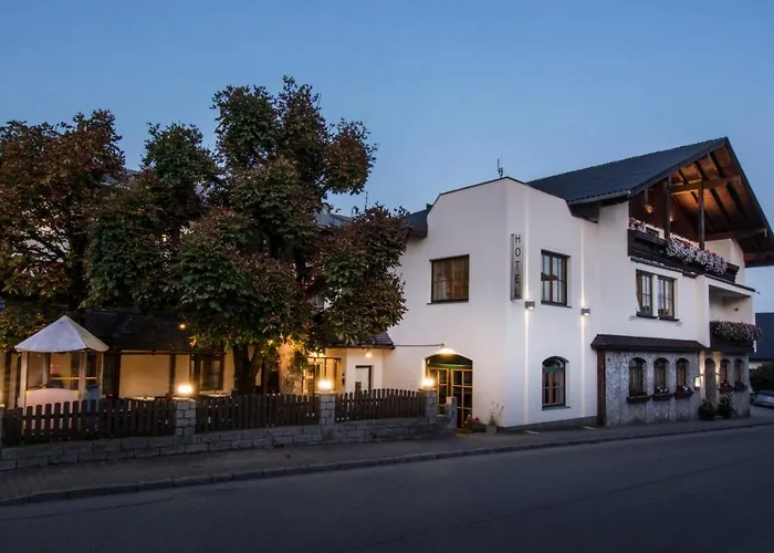 호텔 Hotel-gasthof Beim Boeckhiasl 3*