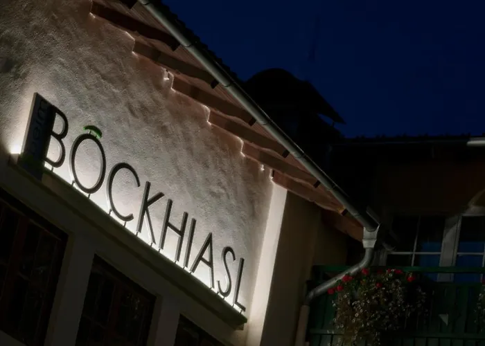 Hotel-gasthof Beim Boeckhiasl 호텔